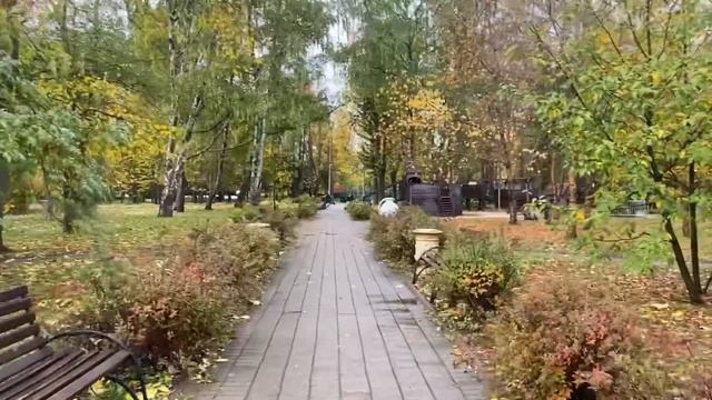 Прогулка по Москве. Осень в парке усадьбы Трубецких в Хамовниках смотреть онлайн