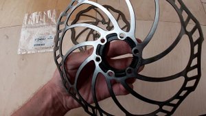 Какой тормозной диск велосипеда лучше с пауком или без? Моё мнение.