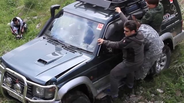 Mitsubishi Pajero и UAZ. 4x4. Off road adventures. Mountains, Kazakhstan