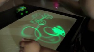 Рисуем светом в темноте Набор для детей