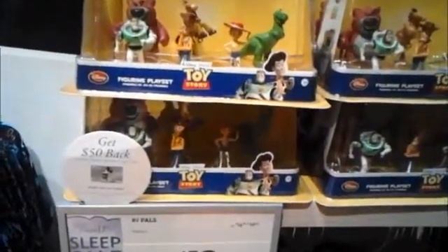 Disney store in NY. Магазин игрушек Дисней в Нью-Йорке. 2015 г. смотреть онлайн