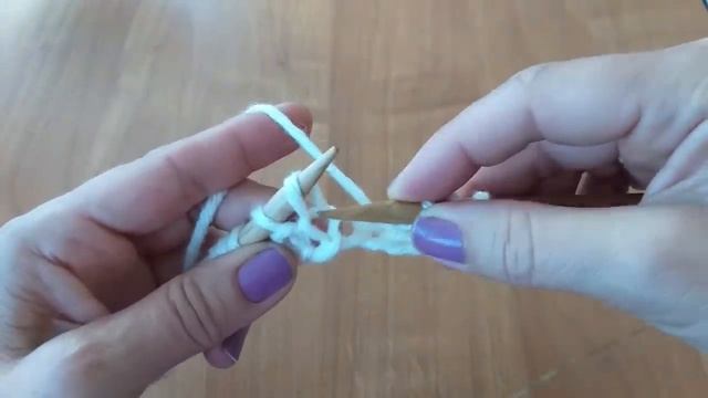 Пышная резинка простым способом. Вязание спицами. смотреть онлайн