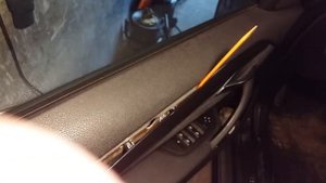 Как снять внутриние накладки на двери BMW X1
