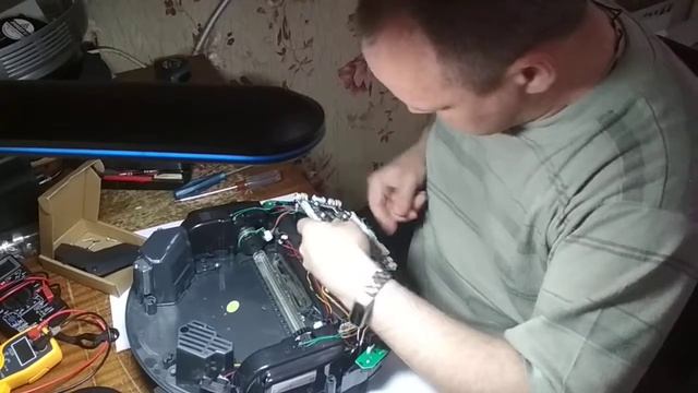 Замена материнской платы на роботе пылесосе