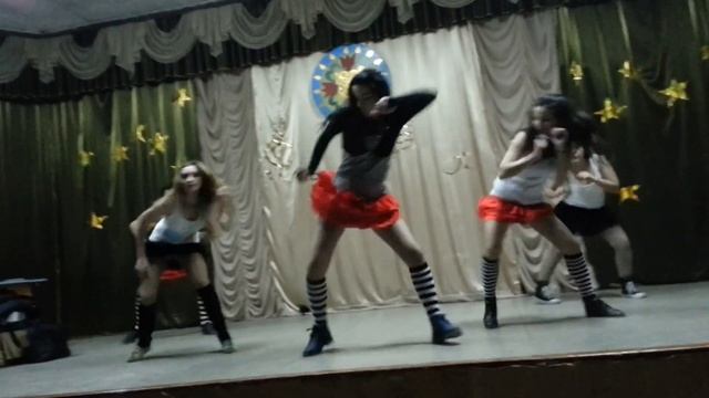 Boom (reggaeton @ Happy new year смотреть онлайн