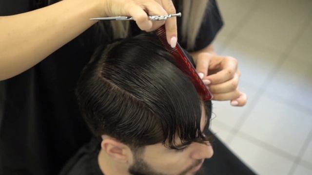 Classic Pompadour Haircut  with Graduation | Olga Gianneri