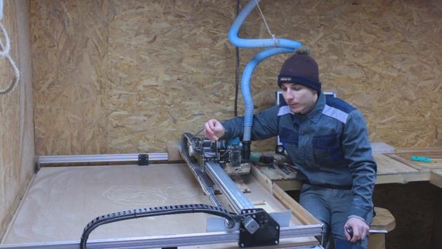 Фрезерный станок ЧПУ по дереву.Отличный станок от Savinsname.