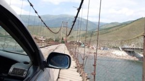 Покидаем Высотник. Переезжаем Катунь по подвесному мосту. Из книги "Белуха. Восхождение вглубь себя"