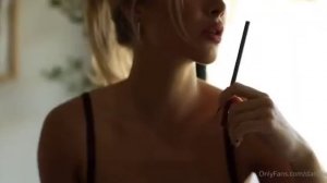 Daisy keech only fans | Daisy keech in bra and jeans | part one | Subscribe for more 🍑