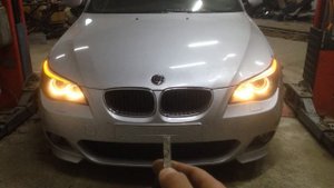 BMW e60 активация функции приветствия