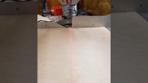 Торцовочная пила DEKO 2200 255 Laser , с протяжкой.