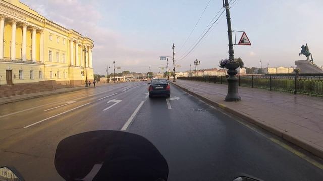 по Питеру на мотоцикле Bajaj Dominar 400