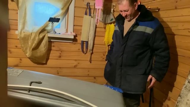 Наготовила и дождалась! Ремонтируем корыто от снегохода и жарим вкусные оладушки! #деревенскаяжизнь смотреть онлайн