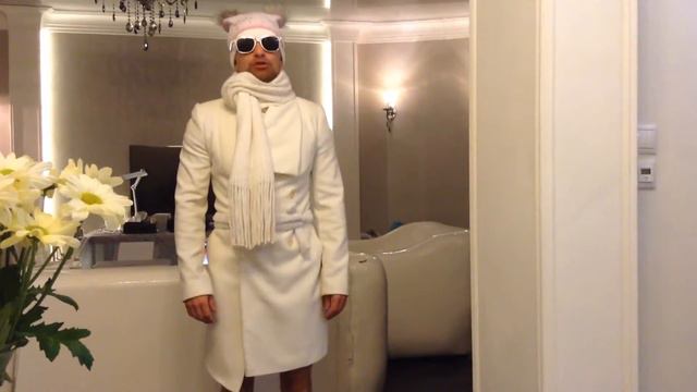 Сумасшедшая белка)))))ПРИКОЛ!!ржака))) смотреть онлайн