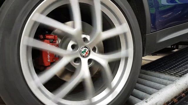 Alfa Romeo Stelvio off road test смотреть онлайн