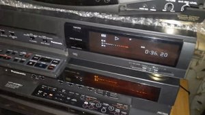 panasonic NV HD 650ee. устранили проблему с приемным узлом плёнки кассеты.