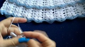 Весенне-осенняя юбочка вязаная крючком на девочку трех-четырех лет.