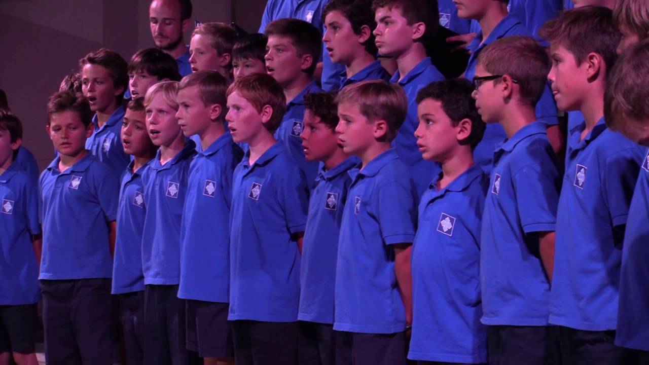 Хор мальчиков Les Petits Chanteurs à la Croix d'Azur de Bordeaux смотреть онлайн