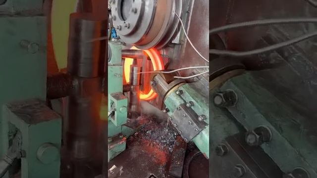 Кольцераскатной стан для раскатки изделий из меди и медных сплавов