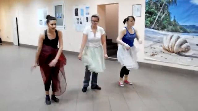 Поздравление от девочек;)