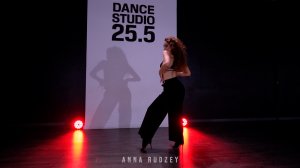 High Heels by Anna Rudzey || Dance Studio 25.5