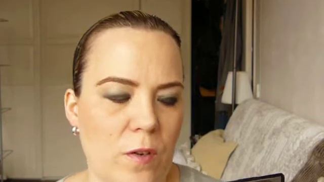 Maquillage chic avec la palette Glamour to go "Fairy Edition" Too Faced смотреть онлайн