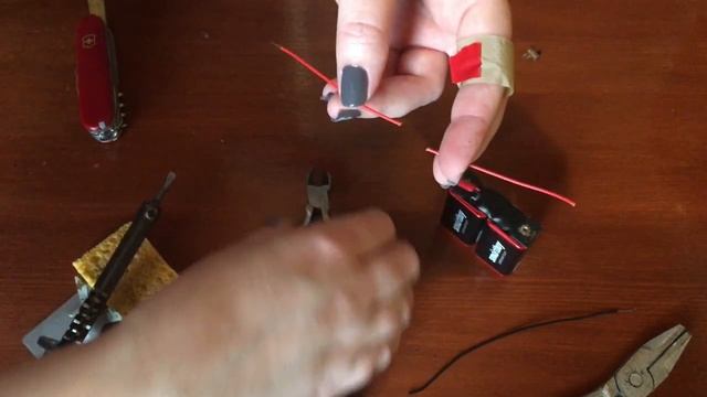 МИНИ Дрель своими руками из маленького моторчика... СТОИТ ЛИ? смотреть онлайн