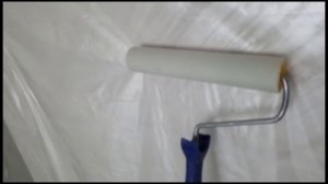 Покраска потолка без разводов.