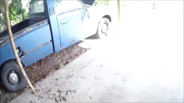 1978 Toyota Pickup-Rough Idle-No Start-Bad Fuel Pump-Part 1? смотреть онлайн