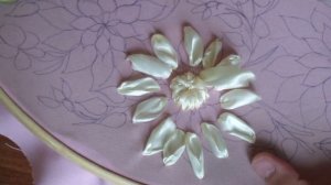 Вышивка лентами. Георгин. Embroidery ribbons. Dahlia