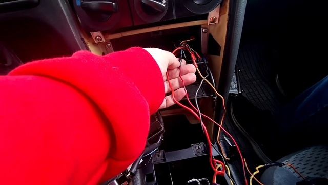 Mitsubishi Galant 7///Замена масла////Химчистка потолка/// смотреть онлайн