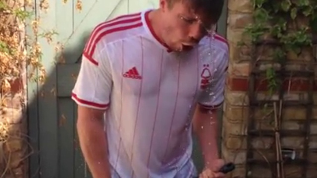 Игра Престолов - ALS Ice Bucket Challenge Joe Dempsie