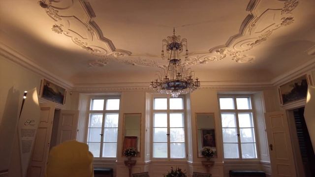 Ойтин (4К) - город роз, романтической оперы, епископов и царей смотреть онлайн