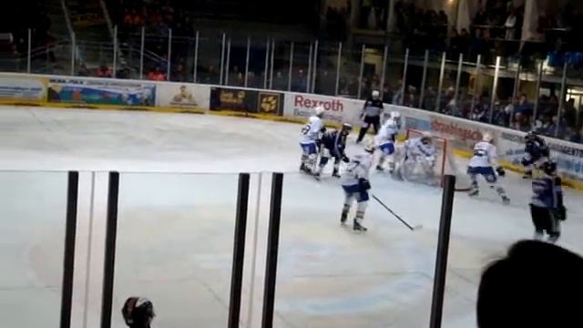 Straubing Tigers vs. Ehc München - 6.1.12 - PP Straubing смотреть онлайн