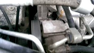 Шум в двигателе Рено Логан