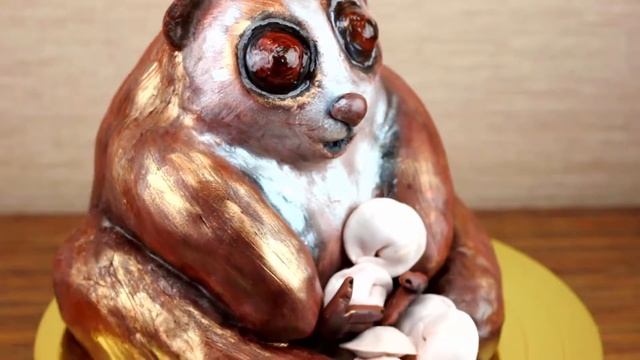 Праздничный мастичный 3D-торт «Толстый Лемур Лори», любитель пельмешков
