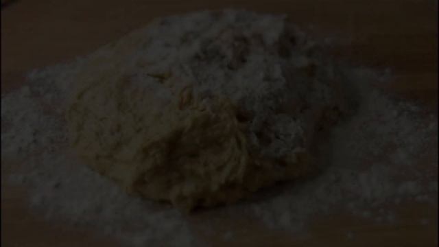 КУЛИЧ ПАСХАЛЬНЫЙ НА ВОДЕ БЕЗ МОЛОКА И ГЛАЗУРИ