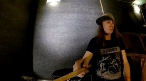 трюки с барабанными палочками ( замедленное )