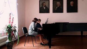 А. Петров. Увертюра"Укрощение огня".         Дуэт Креслова Т. - Токарева Н.