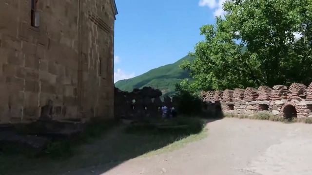 Жинвальское Водохронилище  Крепость Ананури