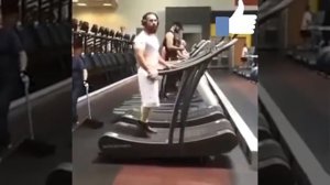 Прикол на беговой дорожке