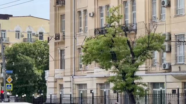 ❗️Эксклюзив: крышах в центре Ростова-на-Дону снайпера, также запущены дроны
