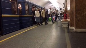 Станция метро Университет / Киевское метро