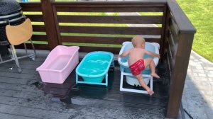 Обзор и тест складных детских ванночек для купания.