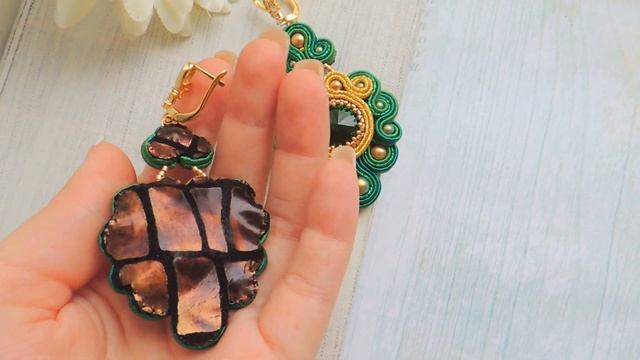 Сутажные серьги с кристаллами Swarovski смотреть онлайн