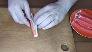 Жареные крабовые палочки.  ДА, их можно жарить.