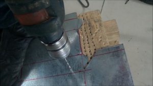 Кормушка для кроликов Изготовление бункерной кормушки