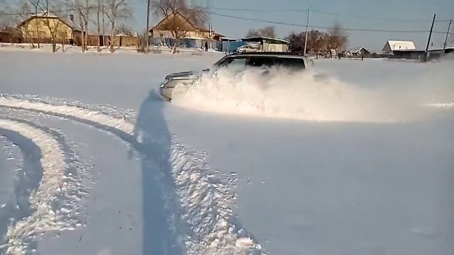 Субару в снегу смотреть онлайн