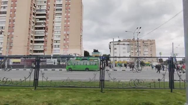 ХАРЬКОВ, проспект ГАГАРИНА. Видео прогулка.