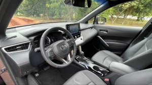 TOYOTA COROLLA CROSS 2023 OU MITSUBISHI ECLIPSE CROSS 2023